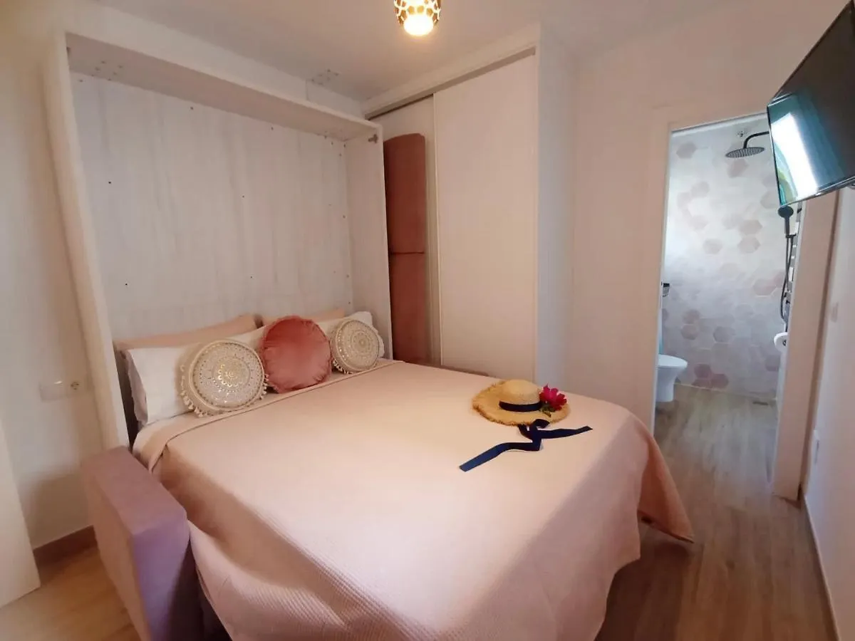 Marixa Room Nerja